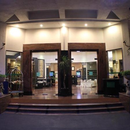 Maxwell Hotel Yakarta Exterior foto