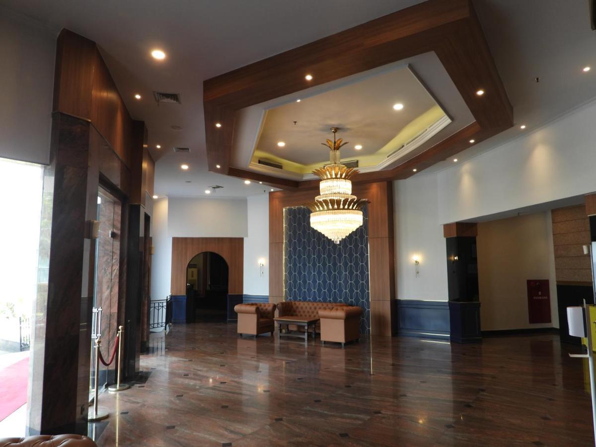Maxwell Hotel Yakarta Exterior foto