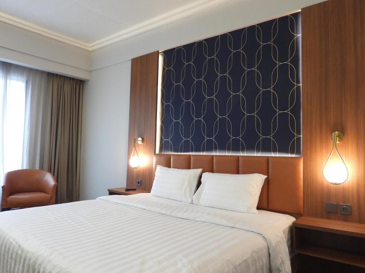 Maxwell Hotel Yakarta Exterior foto