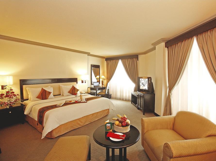 Maxwell Hotel Yakarta Exterior foto