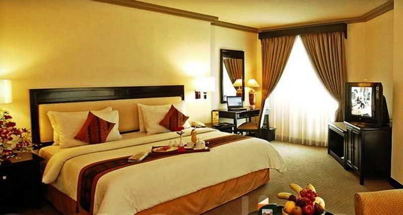Maxwell Hotel Yakarta Exterior foto