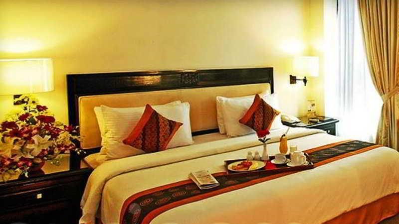 Maxwell Hotel Yakarta Exterior foto